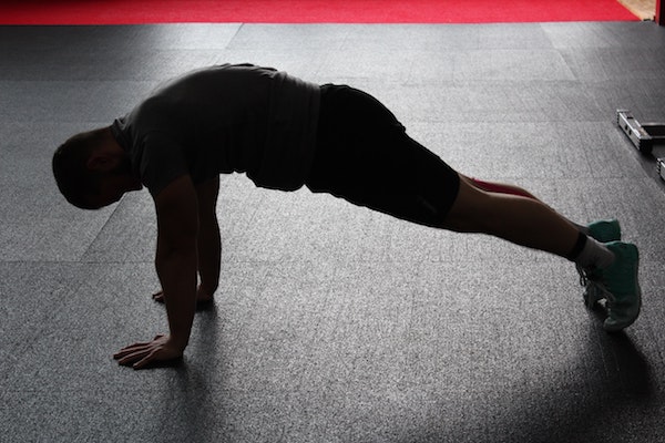 Free bodyweight strength routine