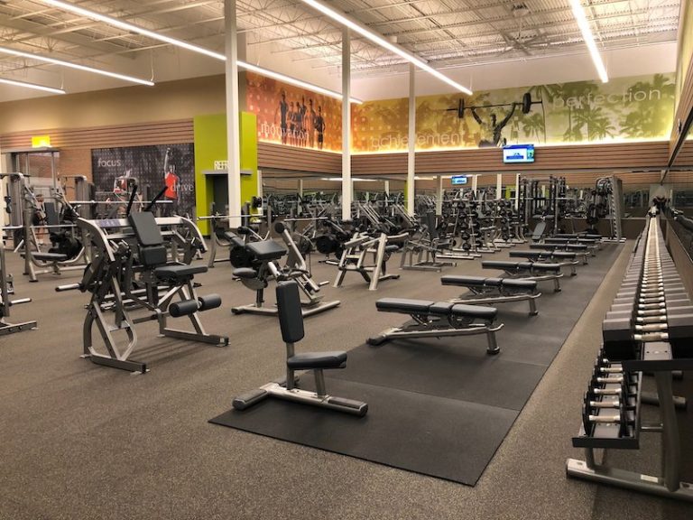 Is LA Fitness Worth It? (Honest Review + Pros & Cons)