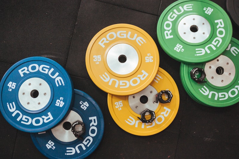 6-different-types-of-free-weights-and-when-to-use-each