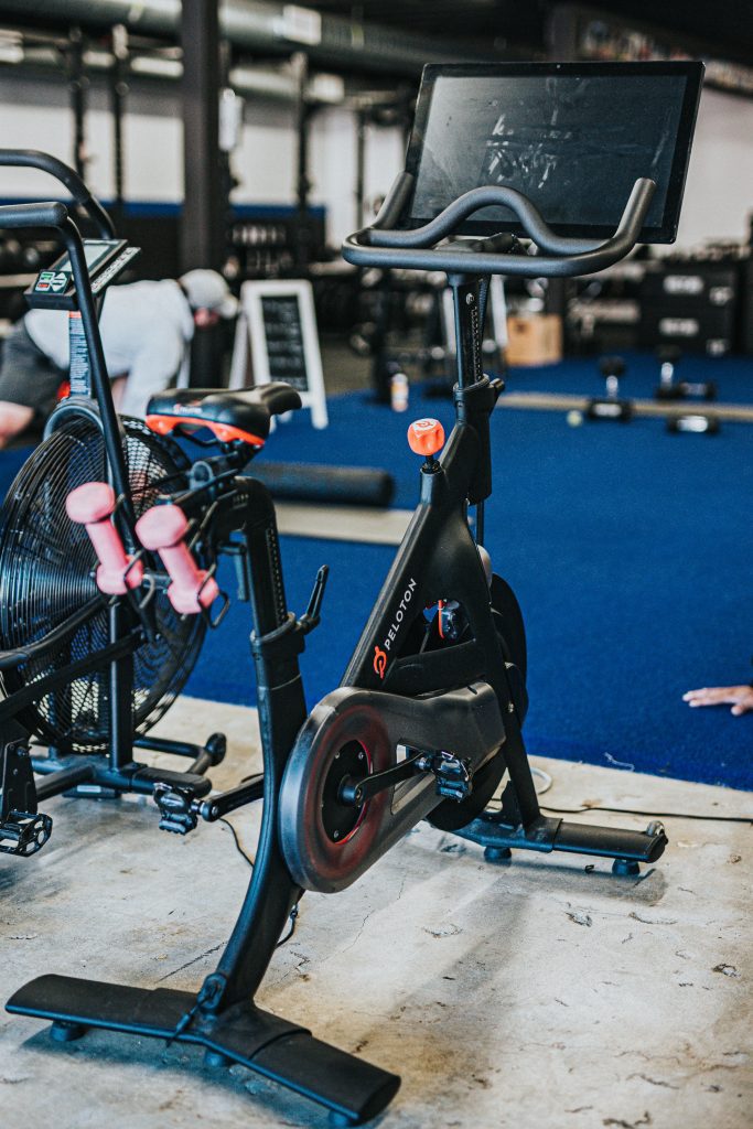 spin bike with gear lever