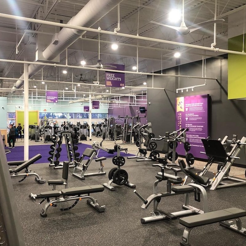 Anytime Fitness Review: Is It Worth It? 